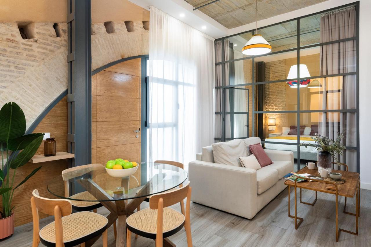 Suites Maestranza - Herreria By Magno Apartments Севилья Экстерьер фото