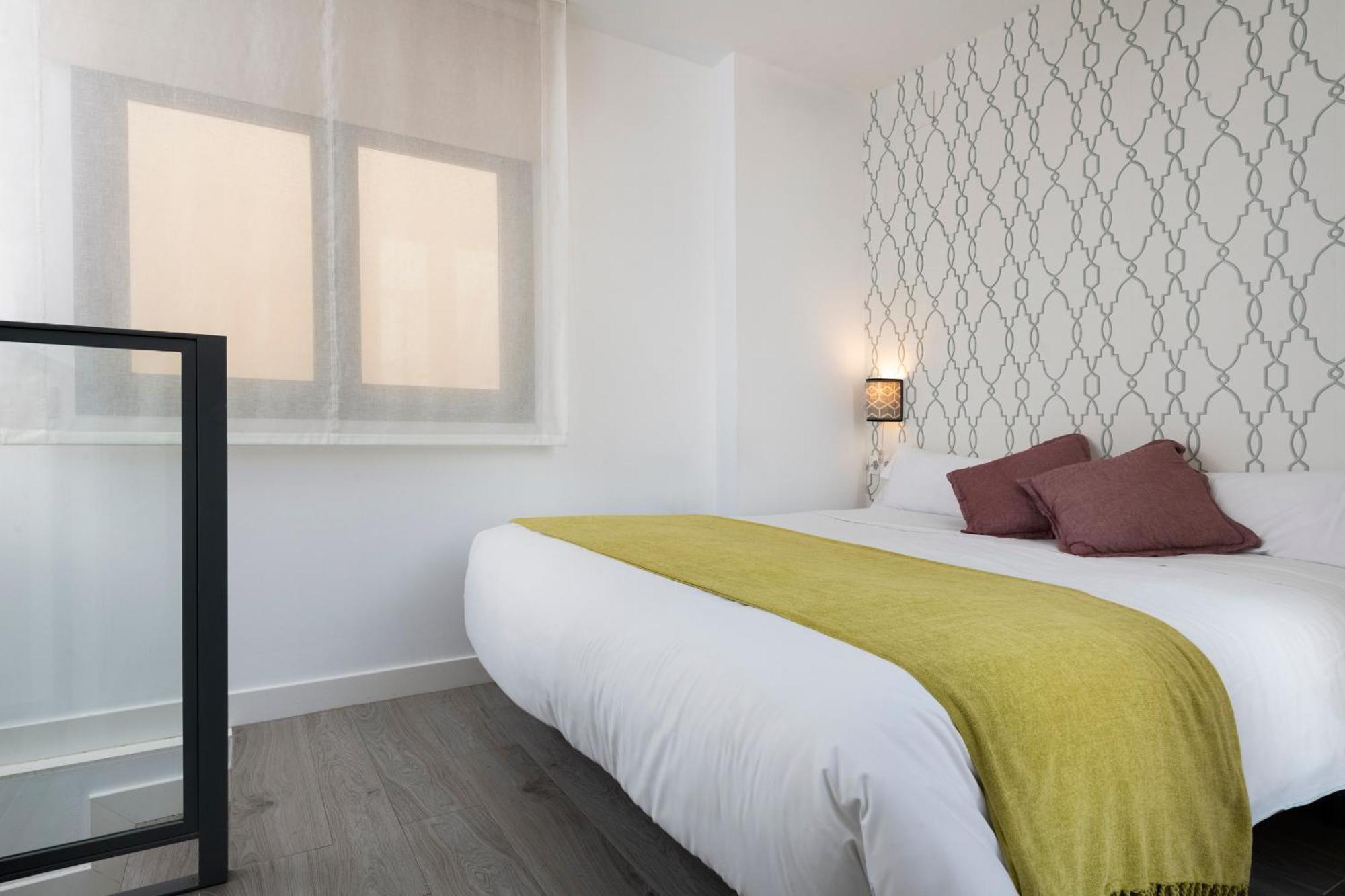 Suites Maestranza - Herreria By Magno Apartments Севилья Экстерьер фото