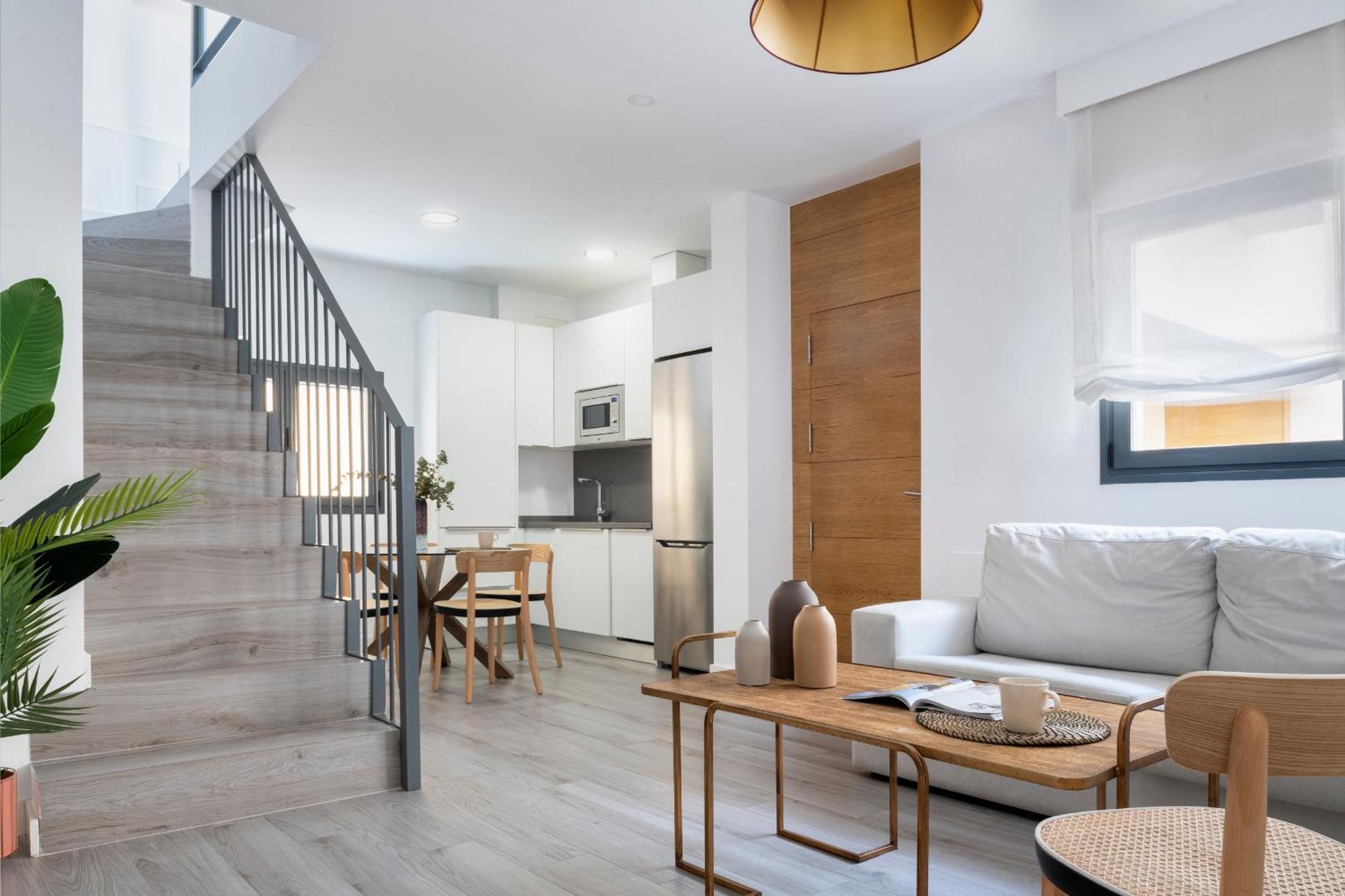 Suites Maestranza - Herreria By Magno Apartments Севилья Экстерьер фото