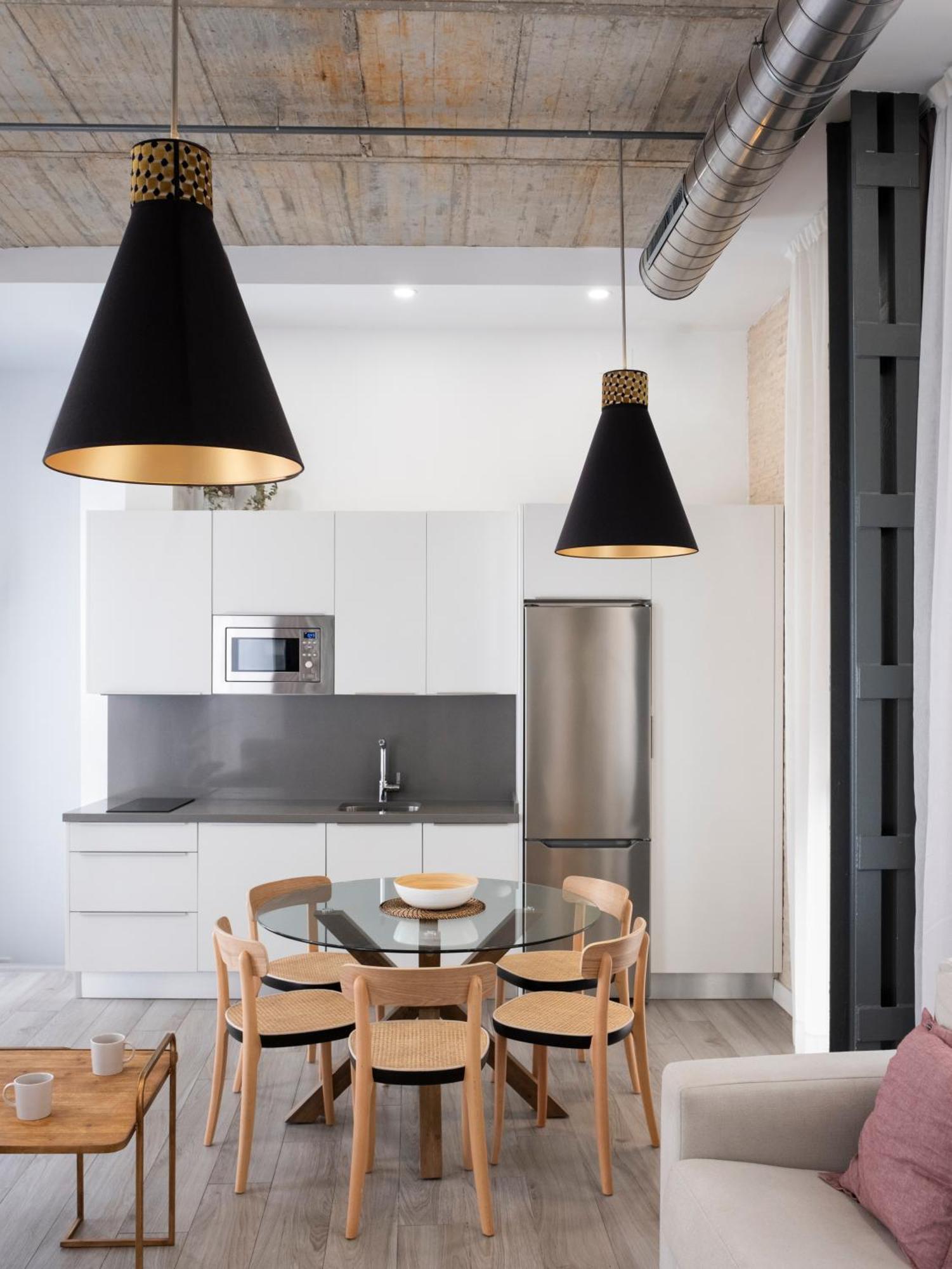 Suites Maestranza - Herreria By Magno Apartments Севилья Экстерьер фото